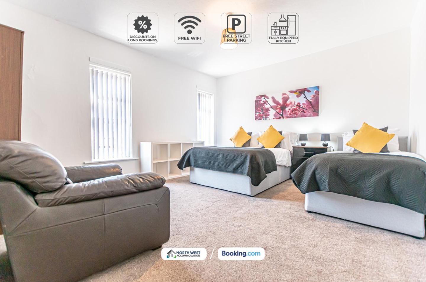 Modern 3Br House In Ince Ideal For Contractors & Long Stays Wigan Esterno foto